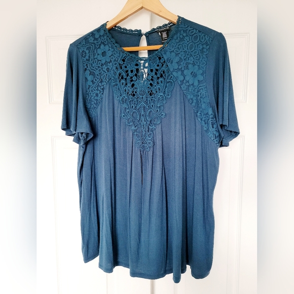 torrid Tops - Torrid Women's Boho Blouse Crochet Lace Rayon Stretch Blue / Peacock, 1(14-16)